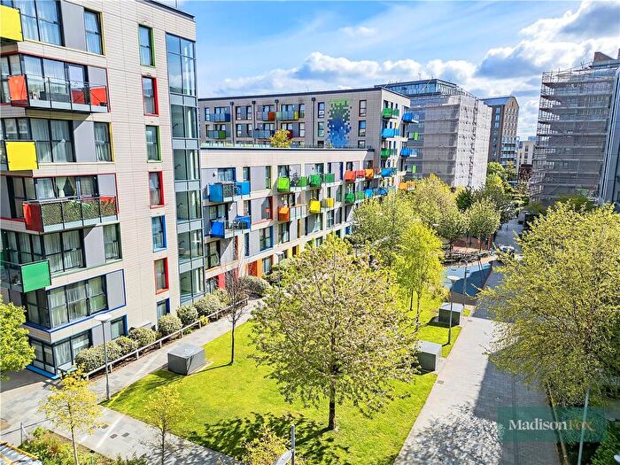 1 Bedroom Apartment To Rent In Merlin Heights, Waterside Way, Tottenham, London, N17