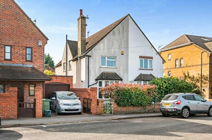 3 Bedroom Semi-Detached House To Rent In Edgeway Road, Marston, Oxford, OX3