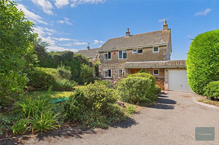 3 Bedroom Detached House For Sale In Knightstone Close, Bath, BA2