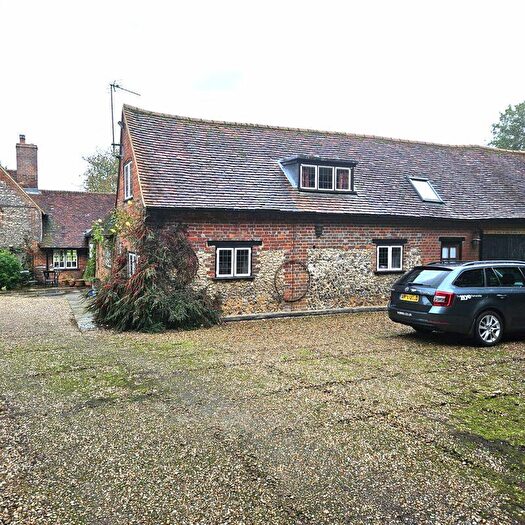 2 Bedroom Detached House To Rent In Windmill Lane, Widmer End, HP15