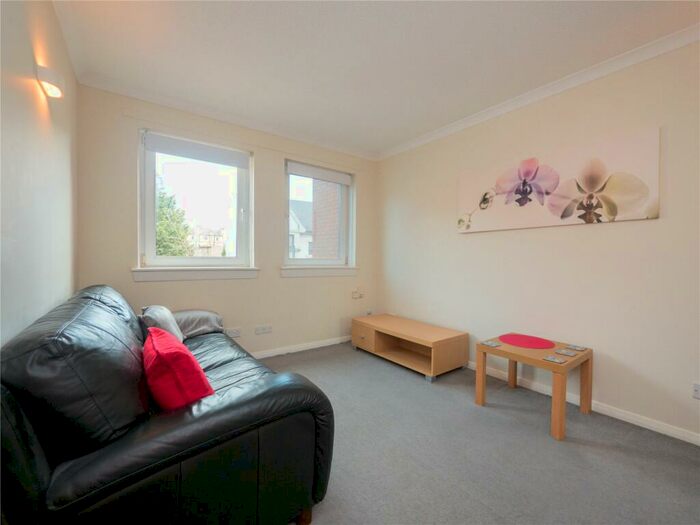 1 Bedroom Flat To Rent In Bryson Road, Polwarth, Edinburgh, EH11