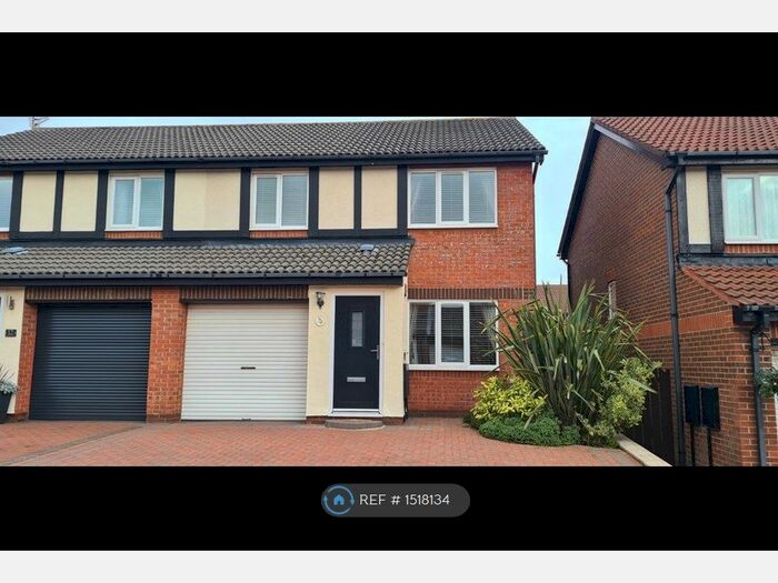 3 Bedroom Semi-Detached House To Rent In Alstone Court, Stakeford, NE62