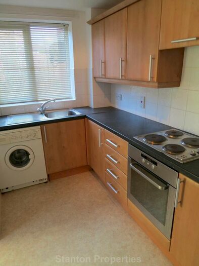 2 Bedroom Flat To Rent In Candleford Road, Withington, M20