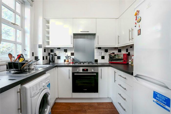 2 Bedroom Property To Rent In Fortune Court, Queensbridge Road, London, E8