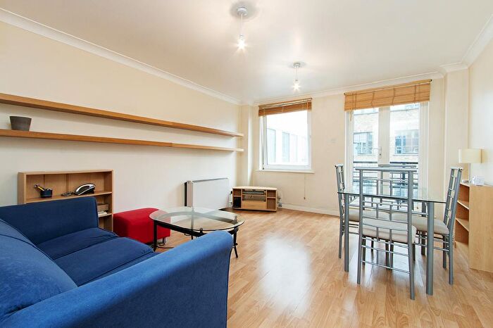 2 Bedroom Apartment To Rent In Old Street, Clerkenwell, London, EC1V