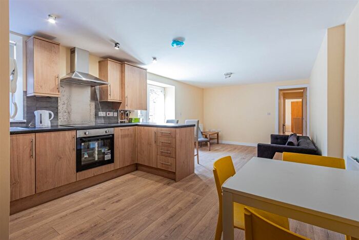 2 Bedroom Flat To Rent In Richmond Road, Roath, CF24