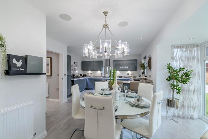 4 Bedroom Detached House For Sale In London Road, Retford, DN22