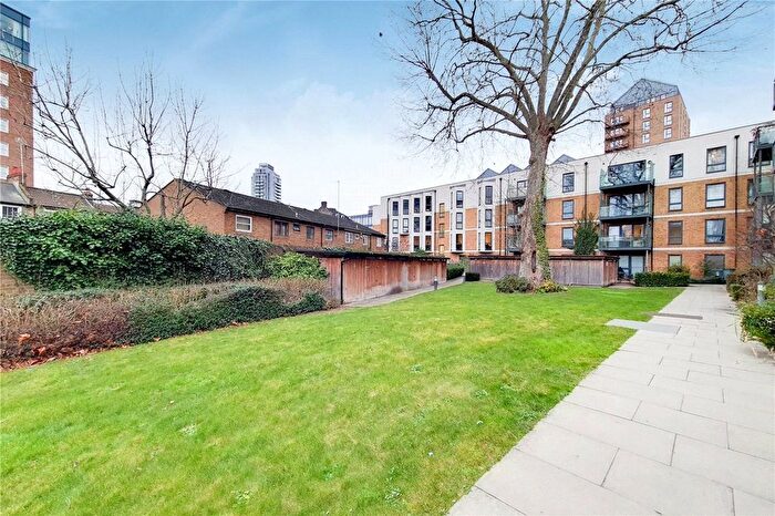1 Bedroom Flat To Rent In William Court, Greenwich High Road, Greenwich, London, SE10