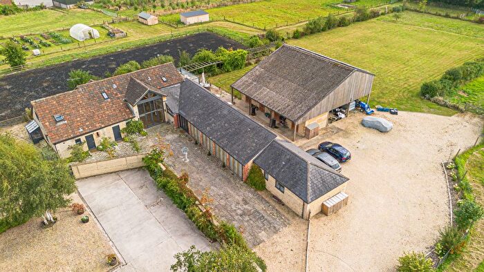 5 Bedroom Detached House For Sale In Draycot Cerne, Chippenham, SN15