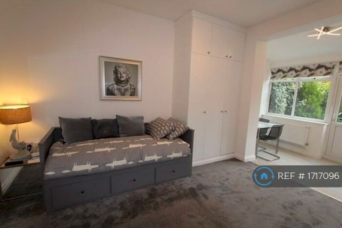 Studio To Rent In Marlborough Hill, Harrow, HA1