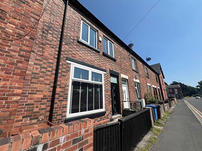 3 Bedroom House To Rent In Shaw Heath, Stockport, SK2