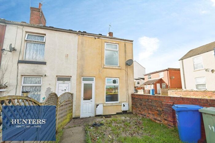 2 Bedroom End Terrace House For Sale In South Street North, New Whittington, Chesterfield, S43