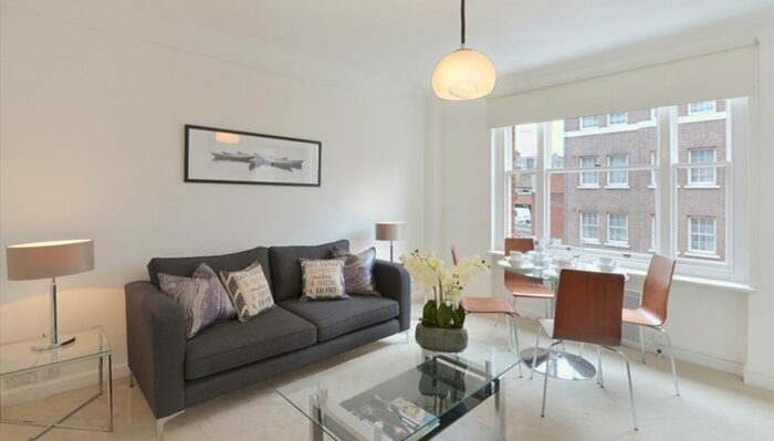 1 Bedroom Flat To Rent In Hill Street, London, W1J