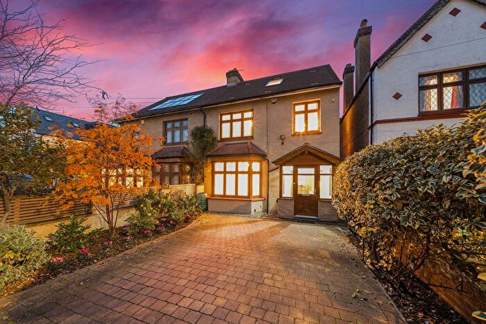 4 Bedroom Semi-detached House To Rent In Whitchurch Gardens, Harrow, Edgware, HA8