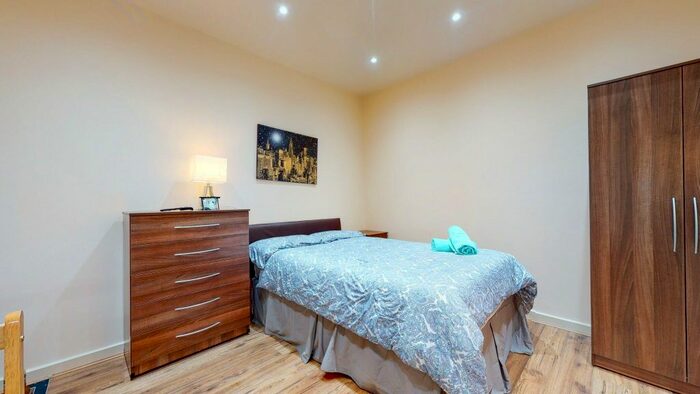 Studio To Rent In Chatsworth Road, Mapesbury, London, NW2