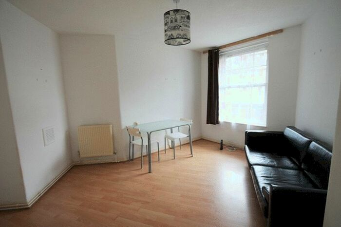 2 Bedroom Flat To Rent In Tiverton Street, London, SE1