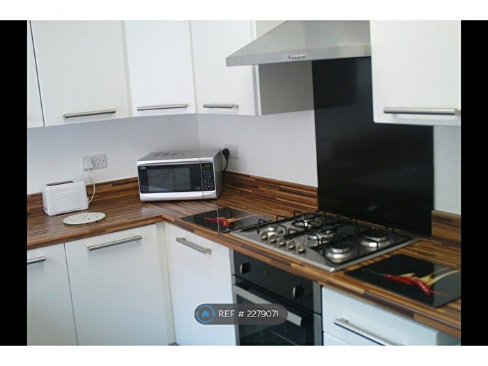 3 Bedroom Terraced House To Rent In Monmouth Street, Sheffield, S3