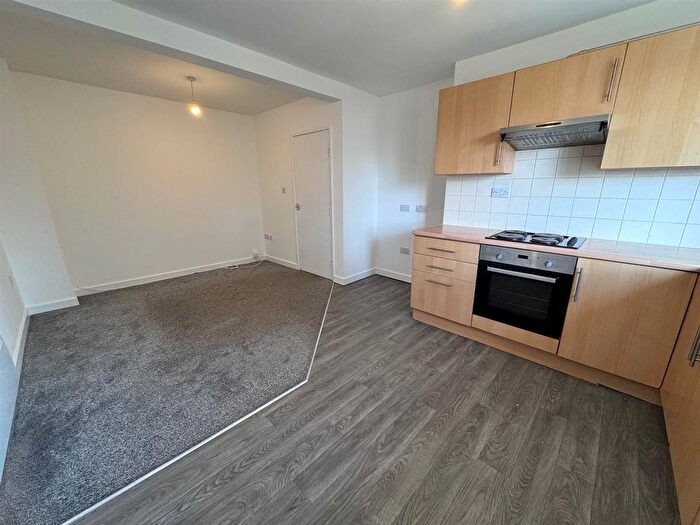 2 Bedroom Flat To Rent In Musson Road, Leicester, LE3