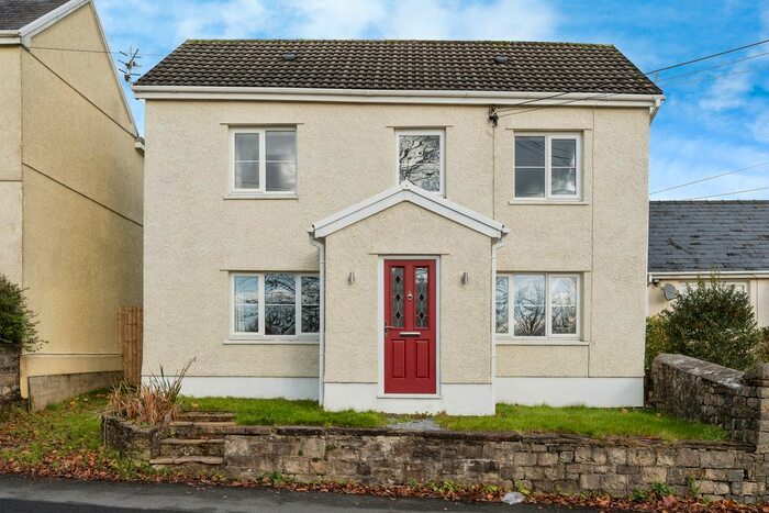 4 Bedroom Detached House For Sale In Penygraig Road, Ystradowen, Carmarthenshire, SA9