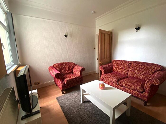 3 Bedroom Terraced House To Rent In Harold Road, Birmingham, B16