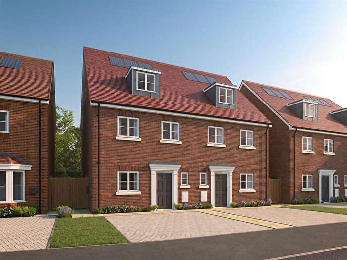 4 Bedroom Semi-Detached House For Sale In The Clayburn At Herons Lake, Theale, Reading, RG7