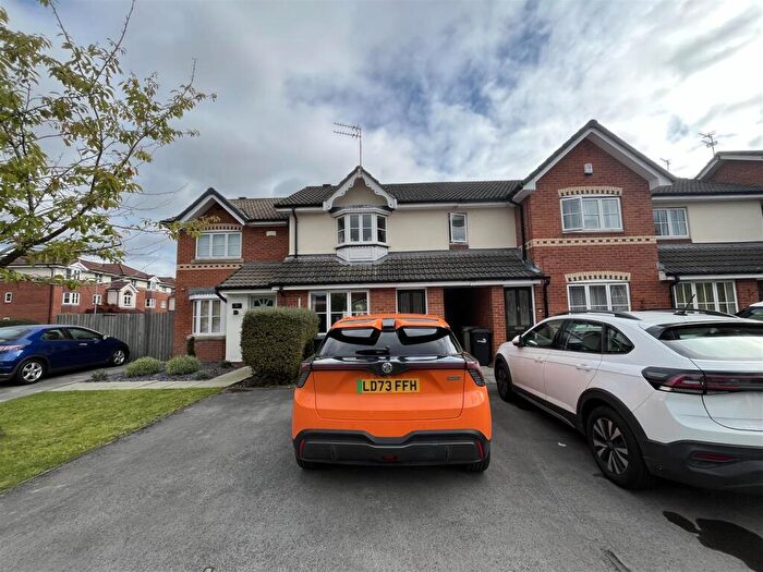 2 Bedroom House To Rent In Tiverton Drive, Wilmslow, Cheshire, SK9