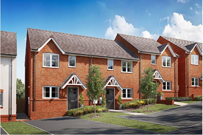 3 Bedroom Semi-Detached House For Sale In High Oakham Ridge, Mansfield, NG18