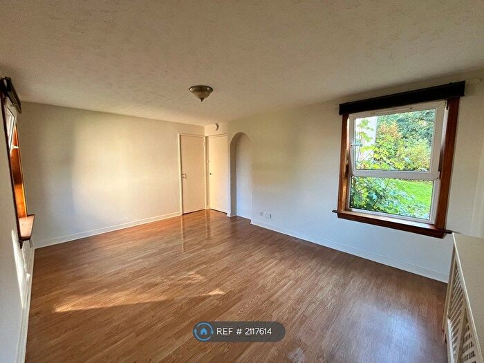 1 Bedroom Flat To Rent In Kingsknowe, Edinburgh, EH14