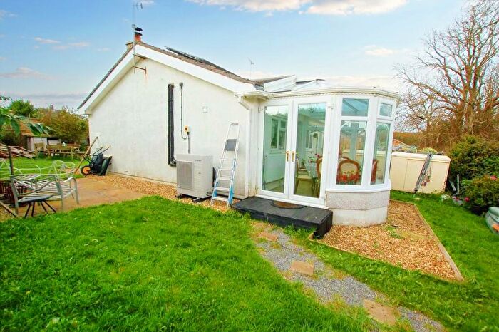 1 Bedroom Semi-Detached Bungalow For Sale In Flemish Court, Lamphey, SA71
