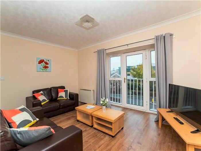 2 Bedroom Flat To Rent In Sallyport House, Newcastle Upon Tyne, NE1