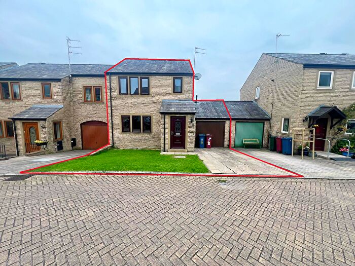 3 Bedroom Link Detached House To Rent In Church Brow Gardens, Clitheroe, BB7