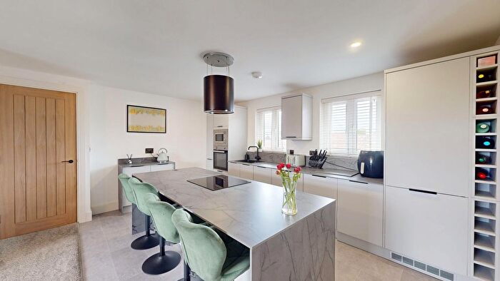 2 Bedroom Flat For Sale In Farmstead Court, Holyhead Road, Wellington, Telford, Shropshire, TF1