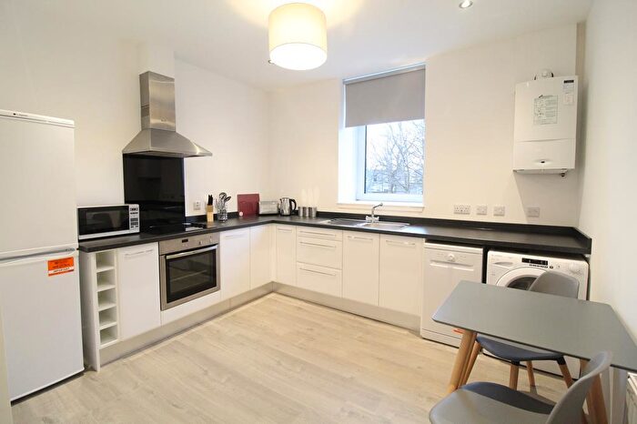 1 Bedroom Flat To Rent In Union Grove, First Right, AB10