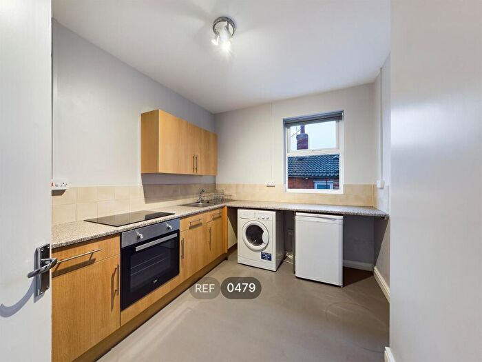 1 Bedroom Apartment To Rent In Albert Avenue, HU3