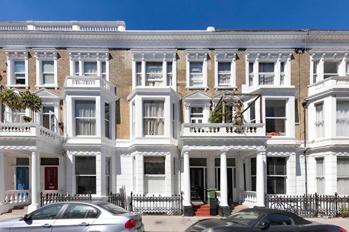 2 Bedroom Flat For Sale In Perham Road, London, W14