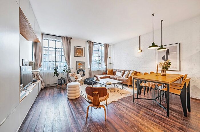 2 Bedroom Flat To Rent In Casson Street, Whitechapel, London, E1