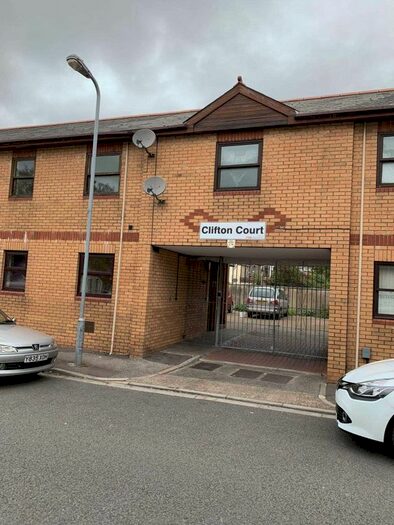 1 Bedroom Flat To Rent In Clifton Court, Star St., Cardiff, CF24