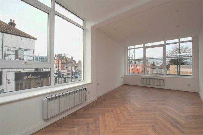1 Bedroom Flat To Rent In Bains Apartments, High Road, Ilford, Essex, IG3