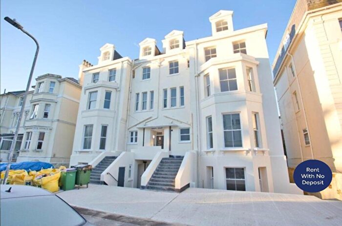 2 Bedroom Flat To Rent In Trinity Gardens, Folkestone, Kent, CT20