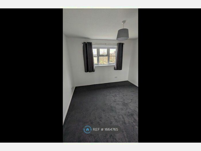 2 Bedroom Flat To Rent In Parish Gate Drive, Sidcup, DA15