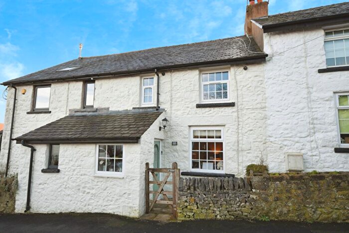 3 Bedroom Terraced House For Sale In Fiddle Street, Buxton, Derbyshire, SK17