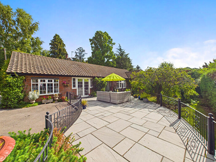4 Bedroom Bungalow For Sale In Parslows Hillock, Princes Risborough, Buckinghamshire, HP27