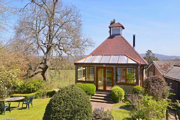 1 Bedroom Detached House To Rent In Short Let Only - Gate Street, Bramley, GU5