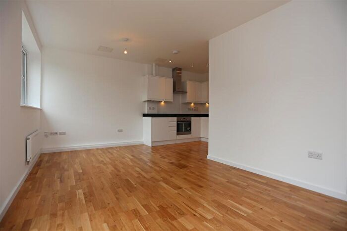 1 Bedroom Flat To Rent In Portland Road, Hove, BN3