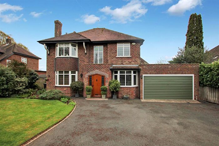 4 Bedroom Detached House For Sale In Lees Lane, Northallerton, DL7