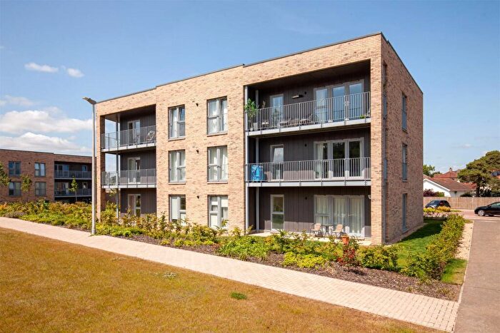2 Bedroom Flat For Sale In White Spruce Bow, Cammo, Edinburgh, EH4