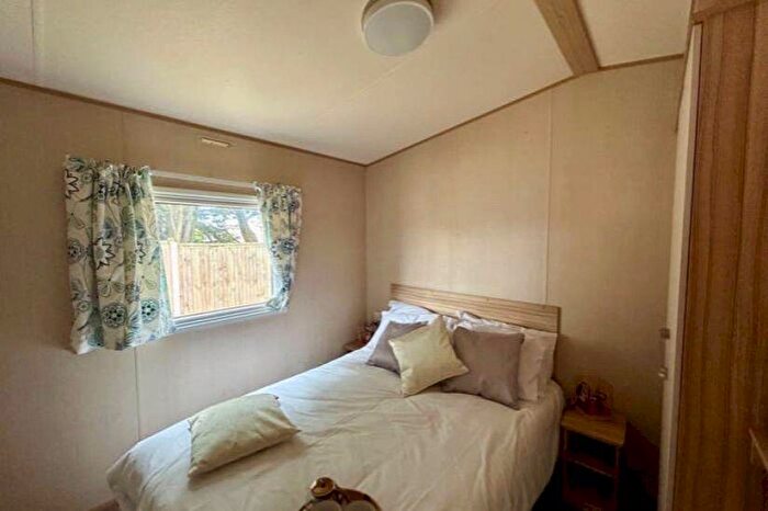 2 Bedroom Caravan For Sale In Birchington Vale Holiday Park, Shottendane Road, Birchington, Kent, CT7