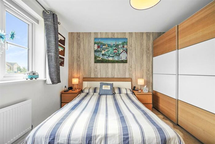 3 Bedroom Detached House For Sale In New Chapel Lane, Penistone, S36