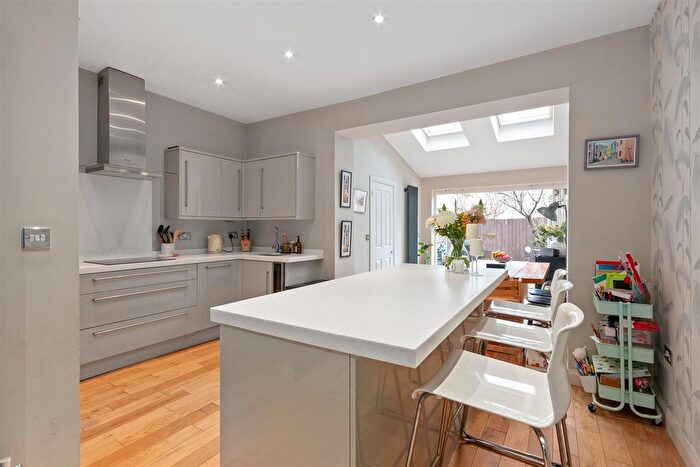 3 Bedroom Terraced House For Sale In Gore Road, Raynes Park, SW20