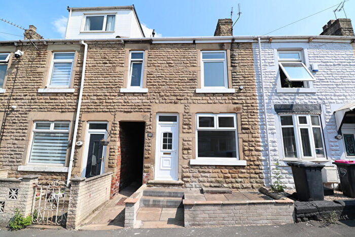 2 Bedroom Terraced House To Rent In Avenue Road, Wath-upon-dearne, S63